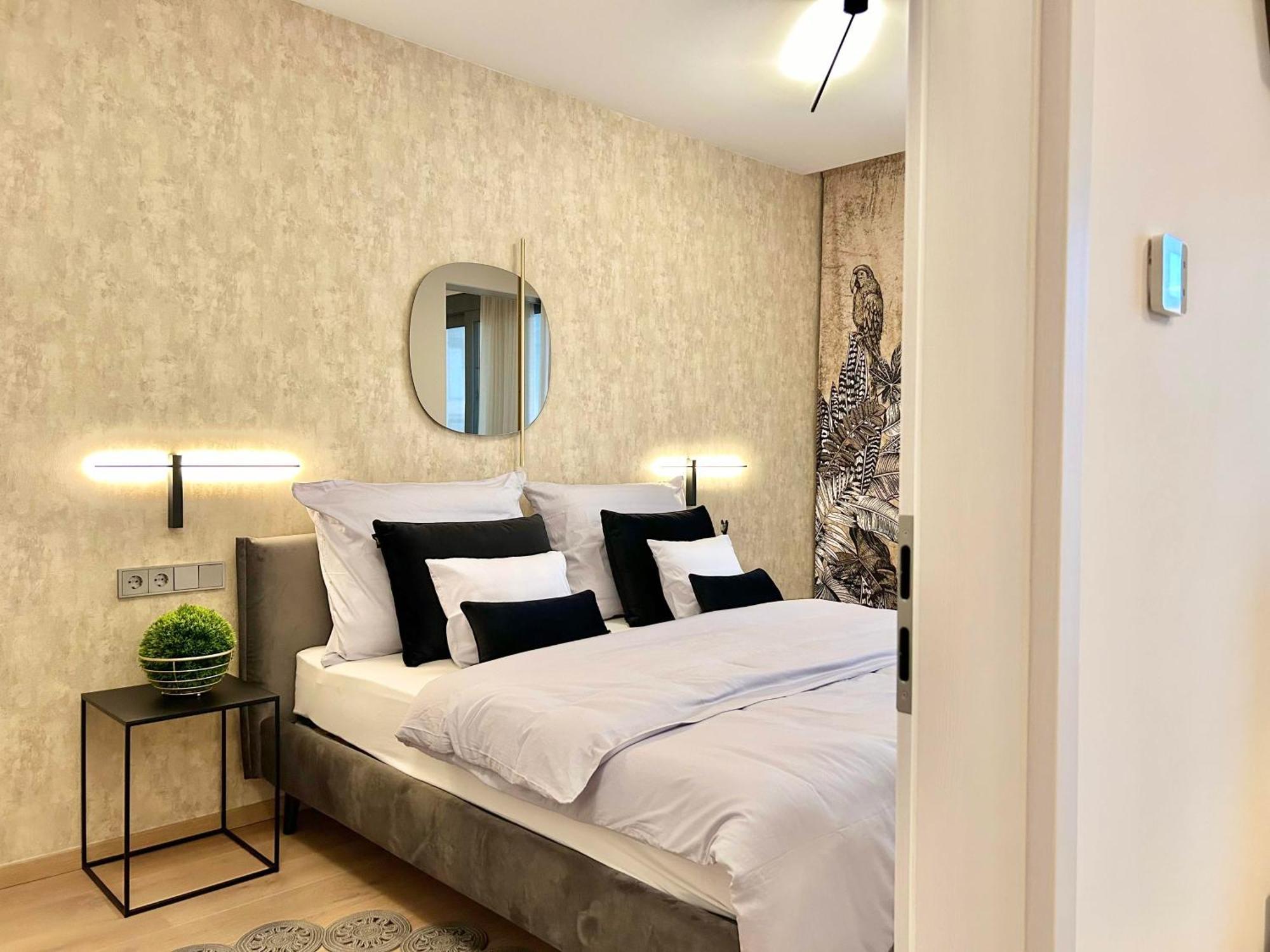 Emerald Residence Luxury Apartments Будапеща Екстериор снимка
