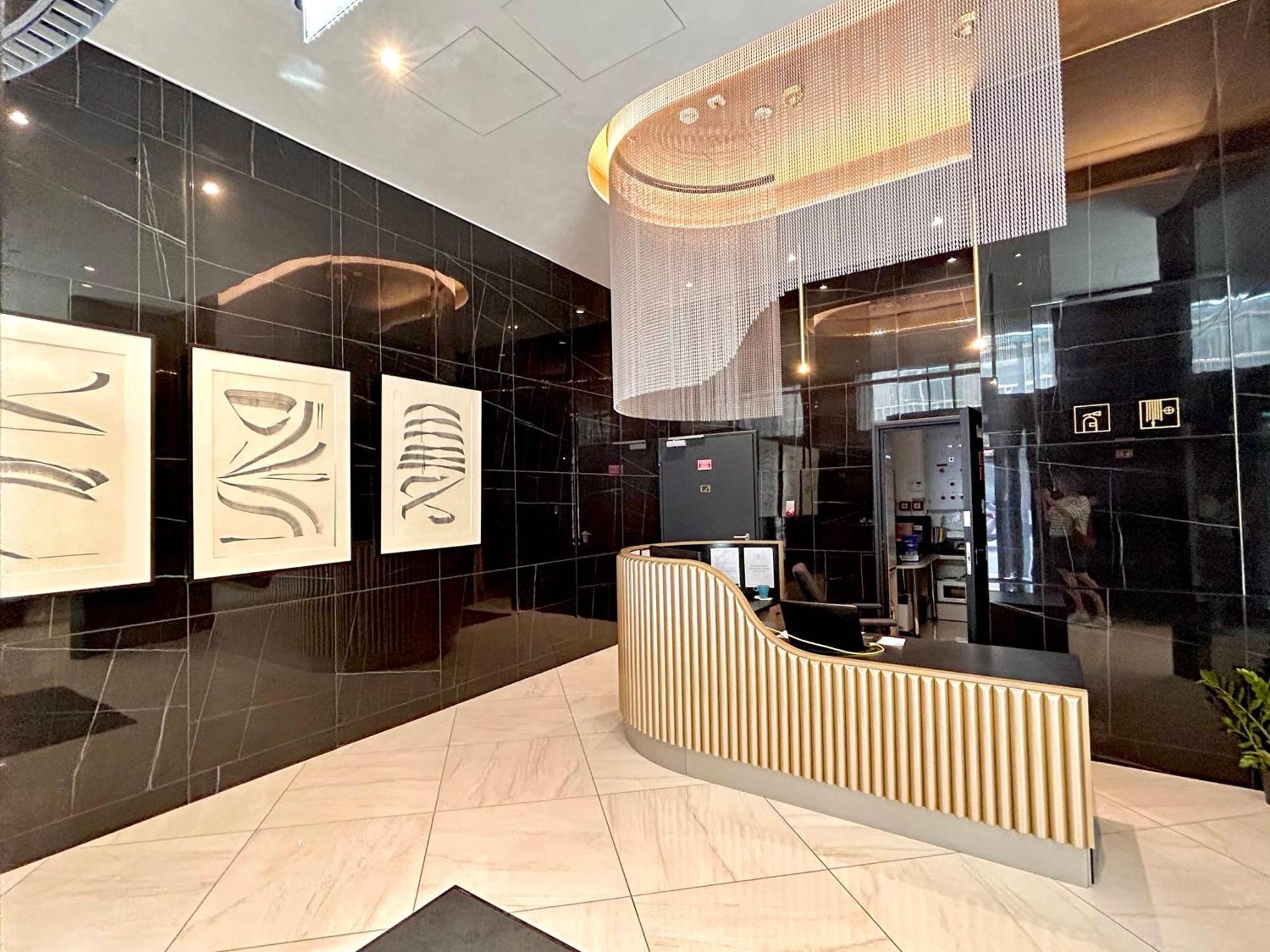Emerald Residence Luxury Apartments Будапеща Екстериор снимка