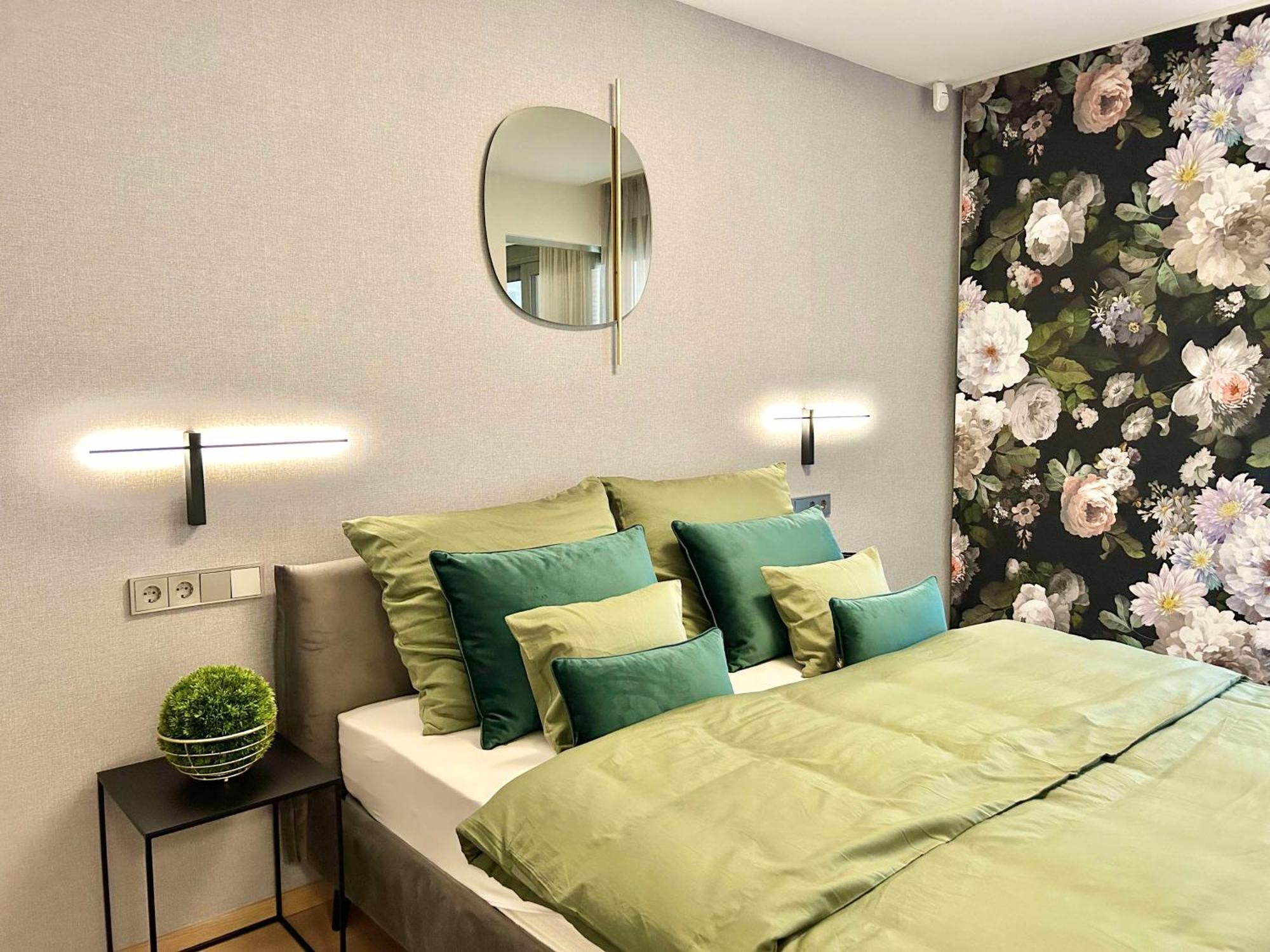 Emerald Residence Luxury Apartments Будапеща Екстериор снимка